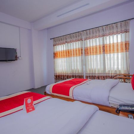 Oyo 135 Lost Garden Apartment And Guest House Катманду Екстер'єр фото